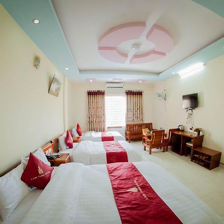 Lam Tung Hotel Dong Van - By Bay Luxury Екстер'єр фото