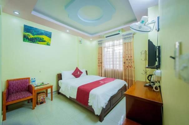 Lam Tung Hotel Dong Van - By Bay Luxury Екстер'єр фото