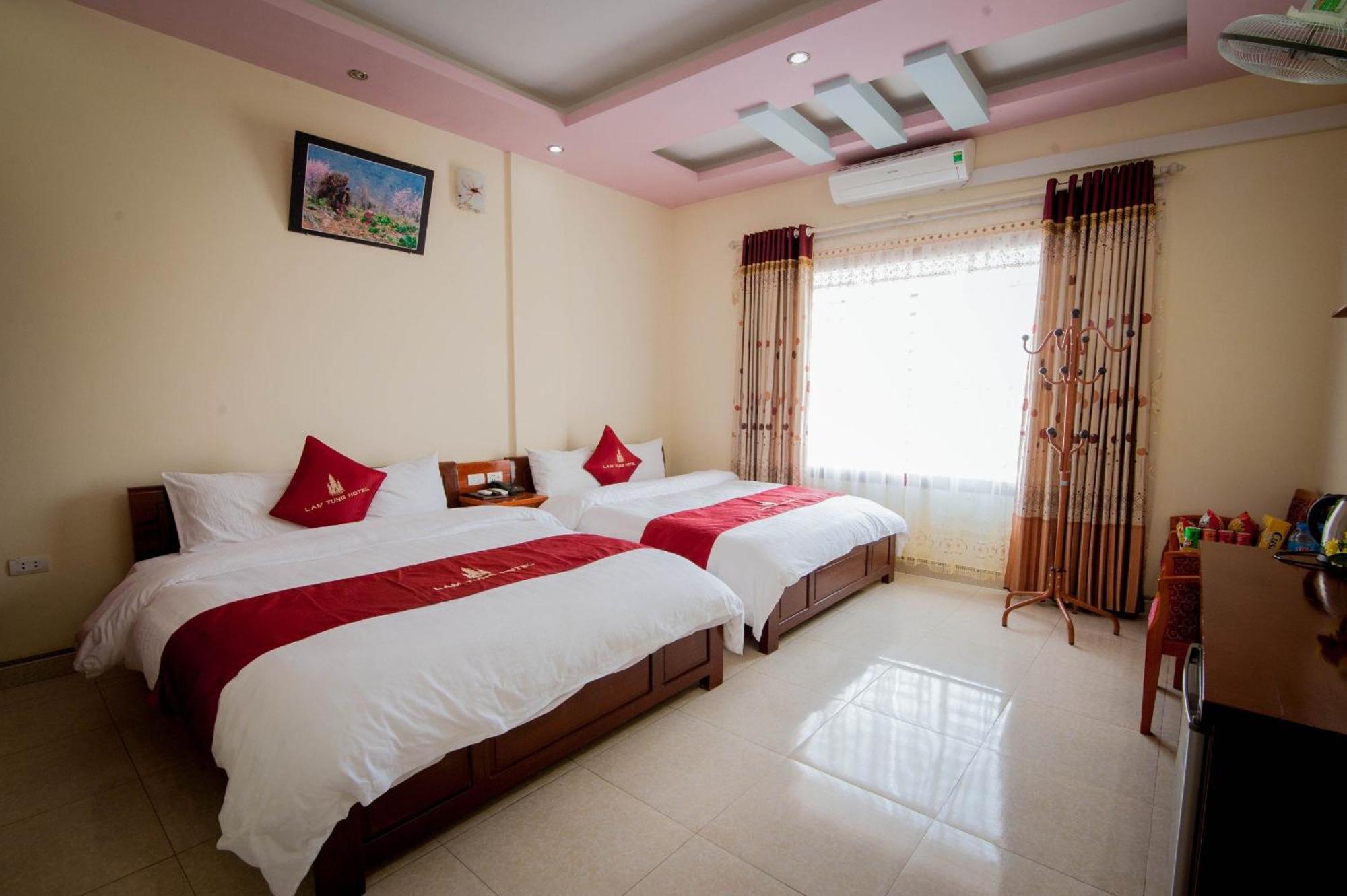 Lam Tung Hotel Dong Van - By Bay Luxury Екстер'єр фото