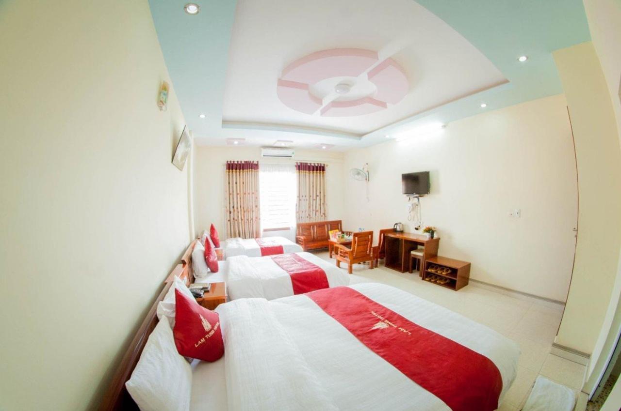 Lam Tung Hotel Dong Van - By Bay Luxury Екстер'єр фото