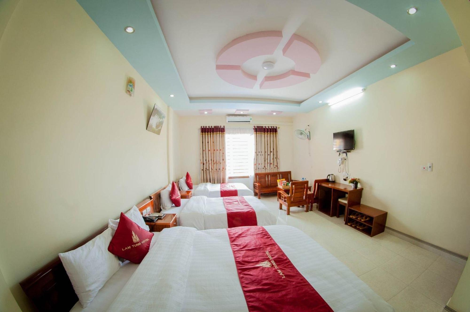Lam Tung Hotel Dong Van - By Bay Luxury Екстер'єр фото
