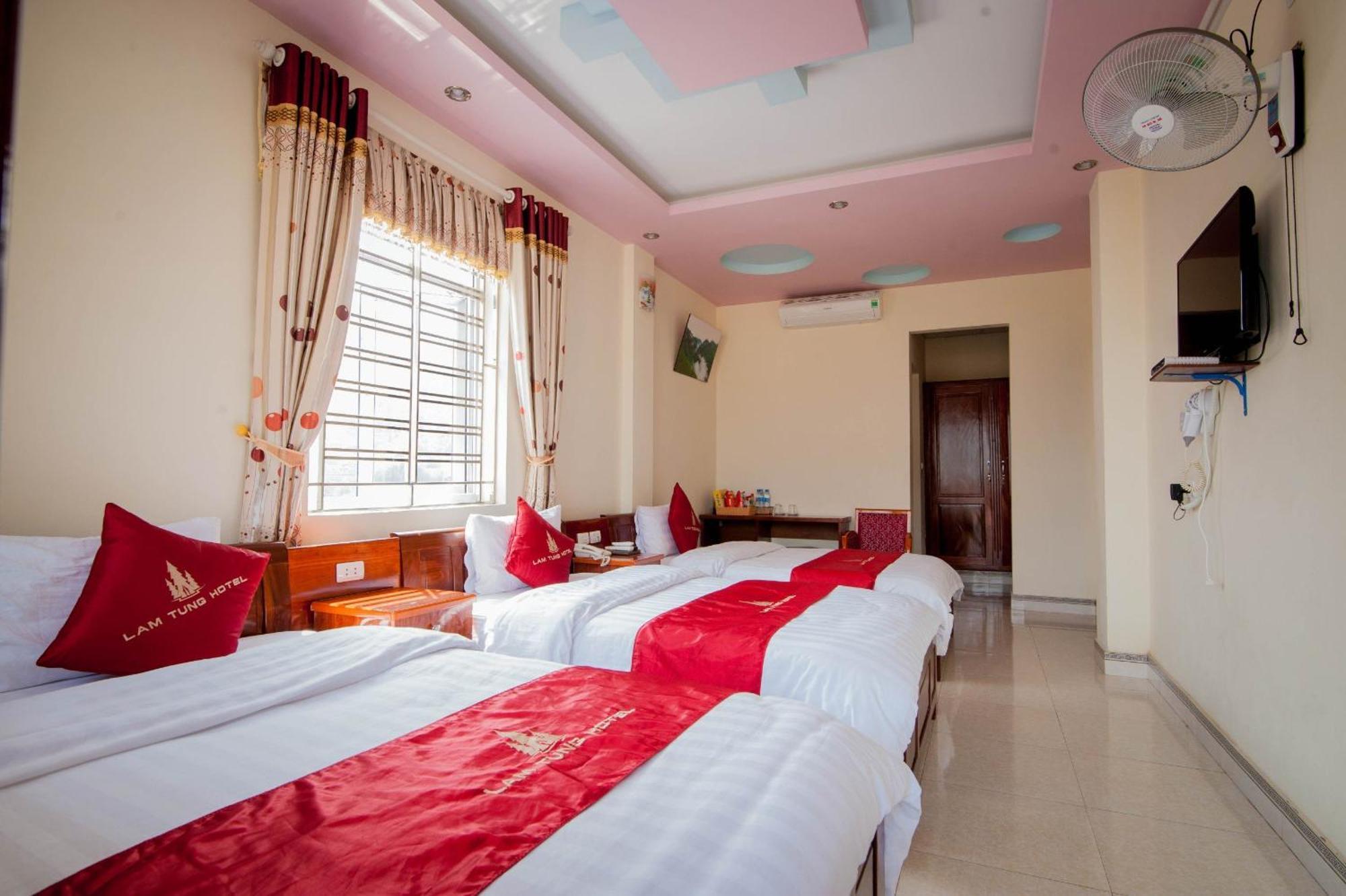 Lam Tung Hotel Dong Van - By Bay Luxury Екстер'єр фото